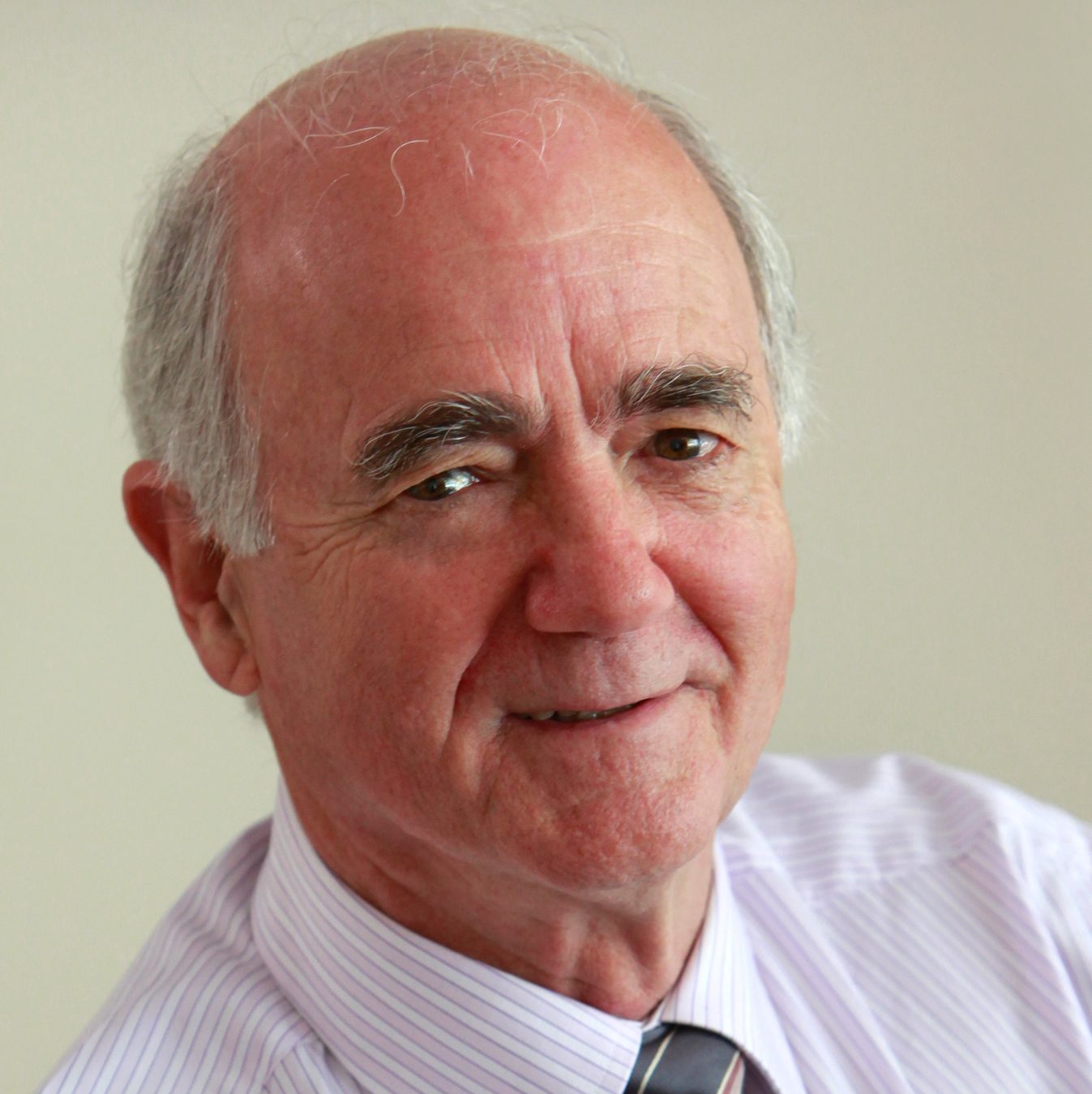 cropped-dr_Chris.jpg Dr. Chris